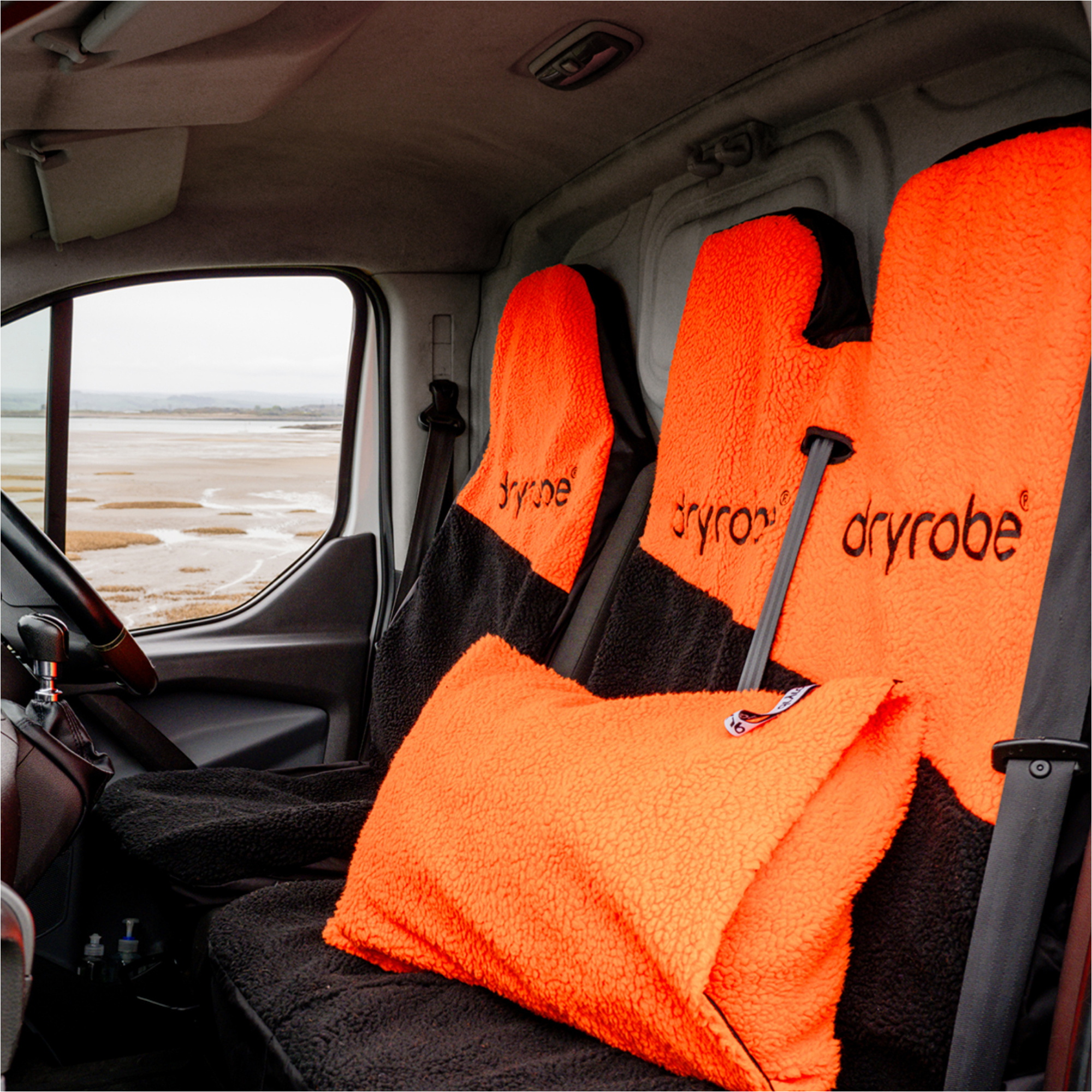 2026 Dryrobe Cushion Cover V3CUSHION - Orange / Black